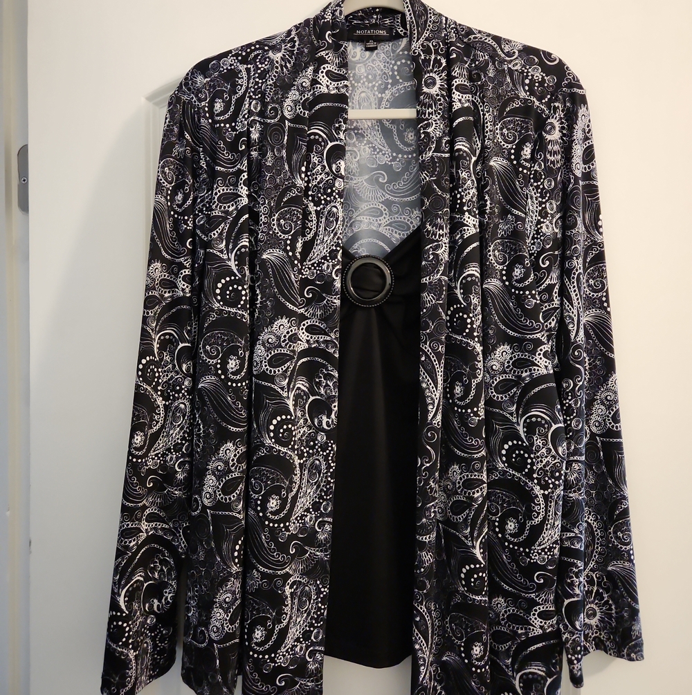 Notations Black and White Paisley Open-Front Blazer